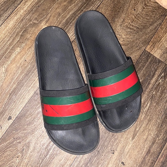 I’m selling my Gucci sandals they or a size 12